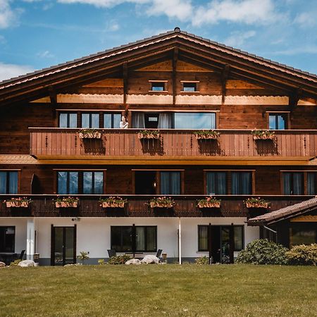 Bergblick Lodge - 3 Sterne Garni - Neueroeffnung Aeschi Bei Spiez Exterior photo