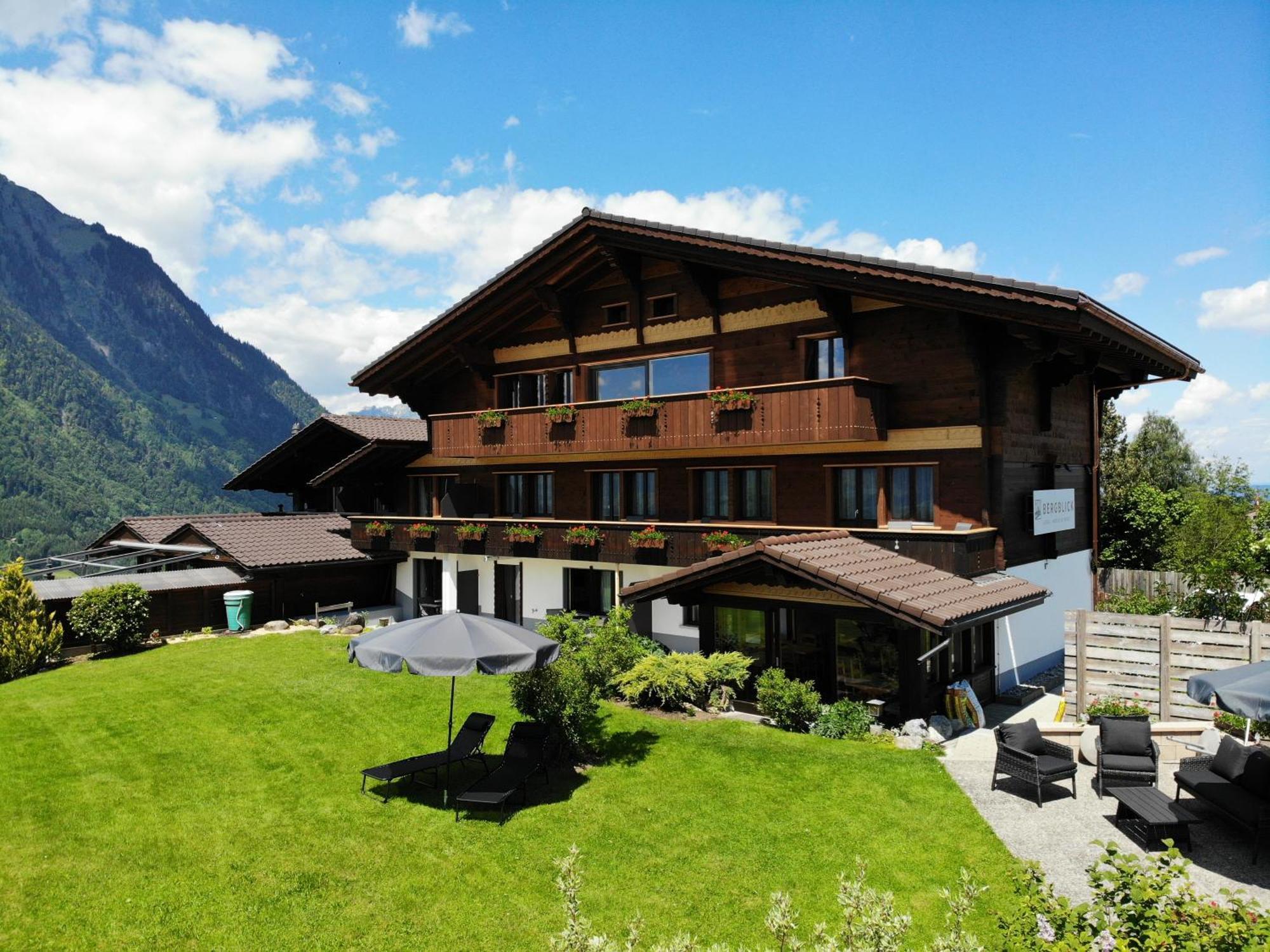 Bergblick Lodge - 3 Sterne Garni - Neueroeffnung Aeschi Bei Spiez Exterior photo