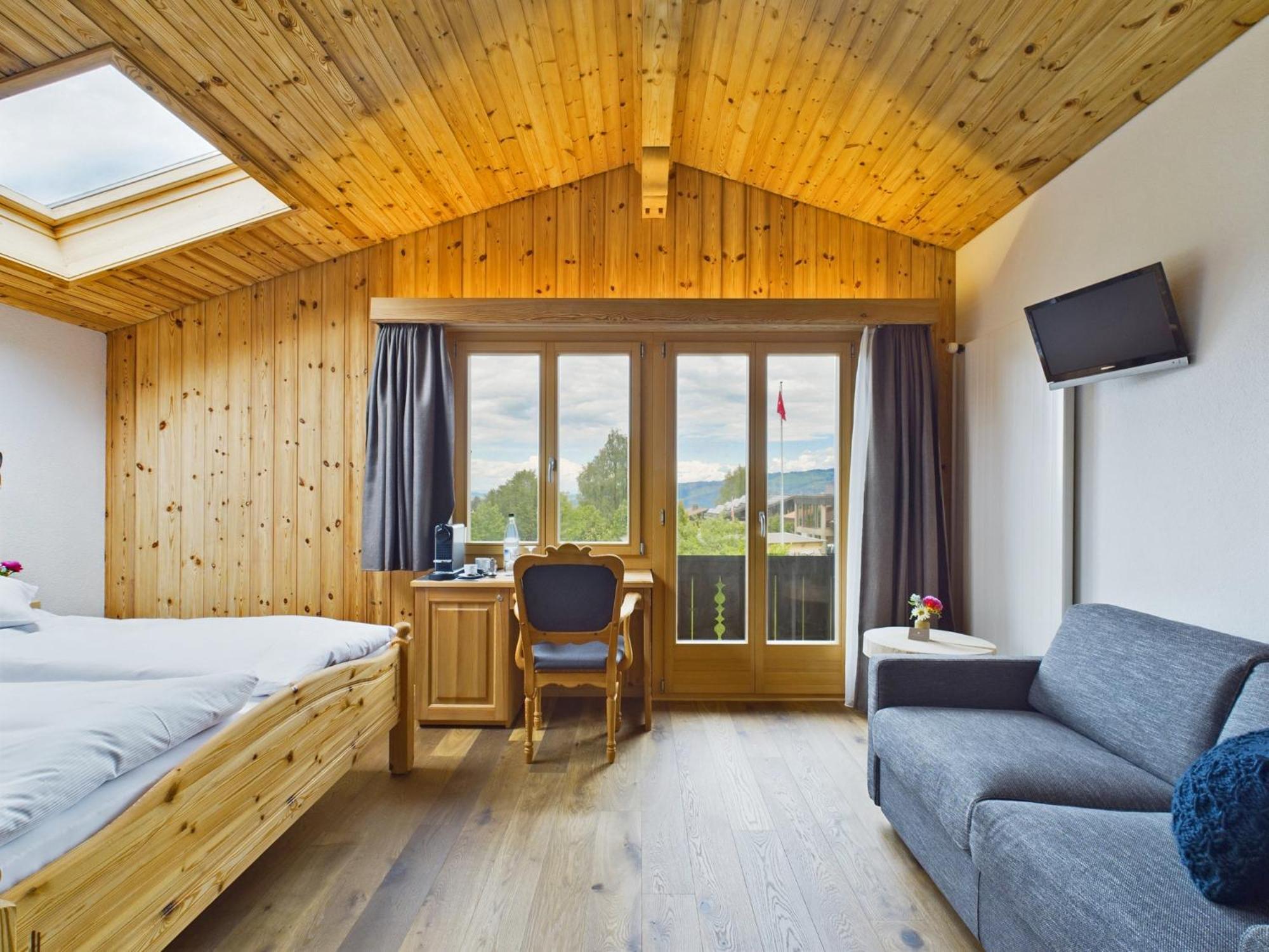 Bergblick Lodge - 3 Sterne Garni - Neueroeffnung Aeschi Bei Spiez Exterior photo